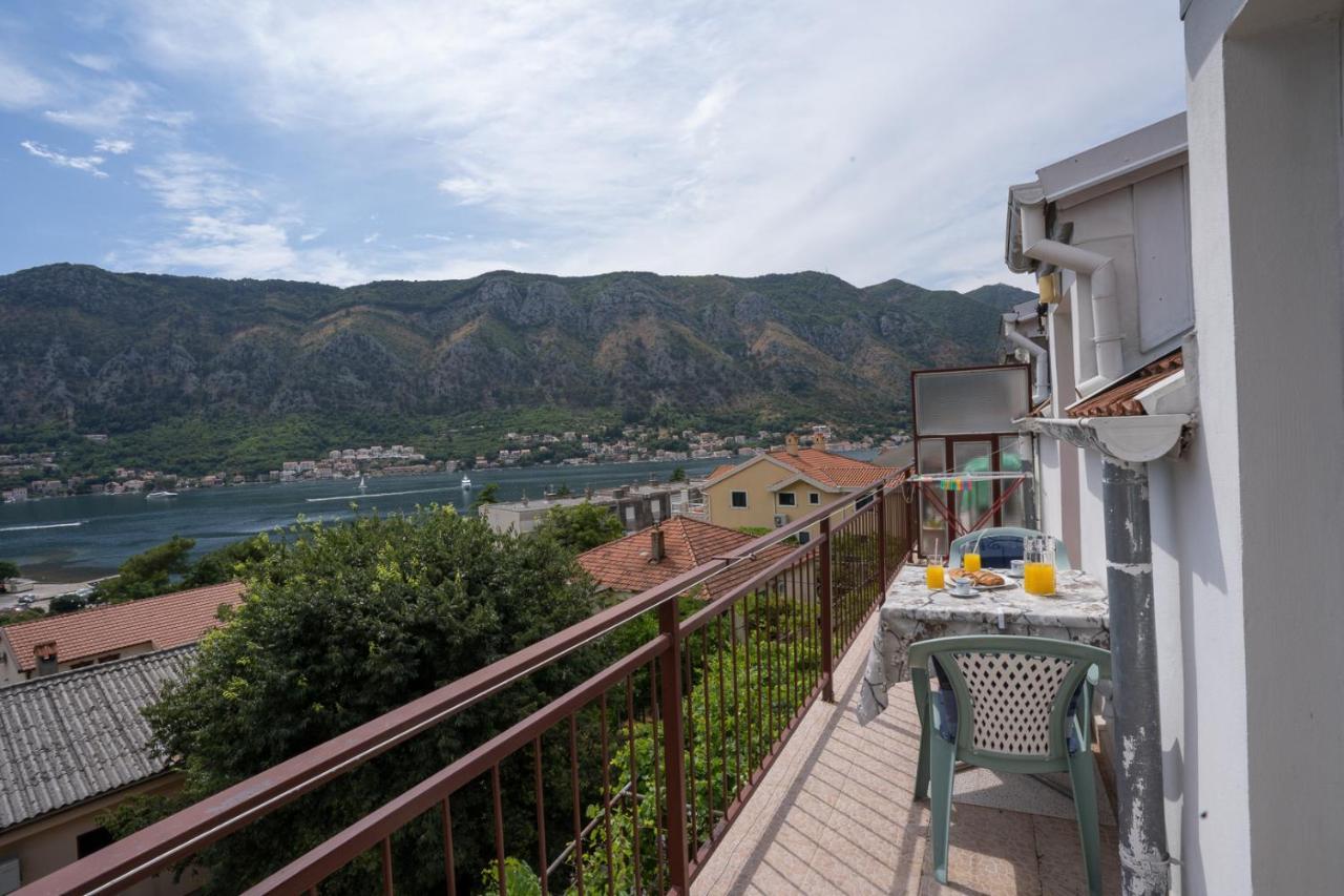 Albatros Apartment Kotor Exterior foto